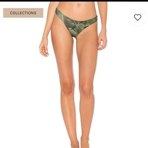 Baja east palm print skimpy bottoms size MEDIUM